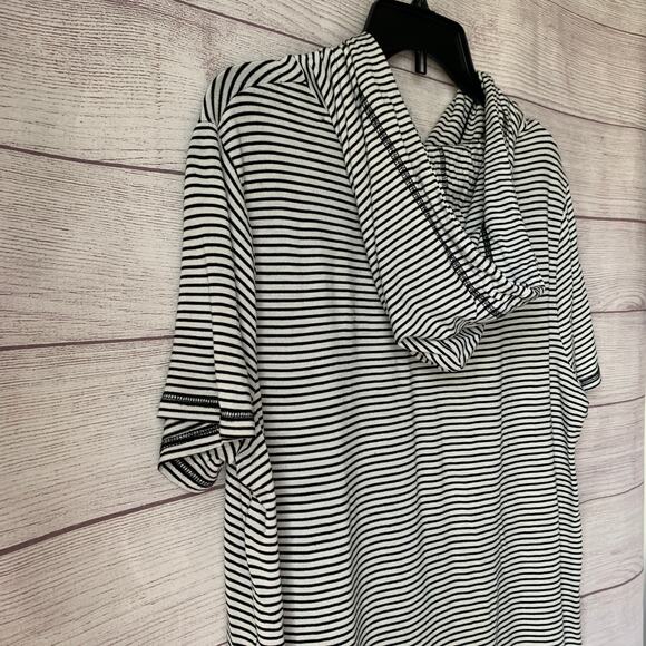 Sunday Black and White Striped Hoodie Short Sleeve Shirt Kangaroo Pocket Size L - Picture 16 of 16